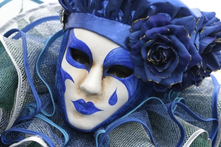 Maske 2