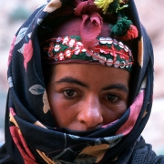 Frau in der Todra-Schlucht, Marokko